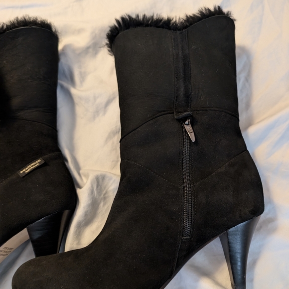 Shearers UGG Boots - Picture 2 of 8